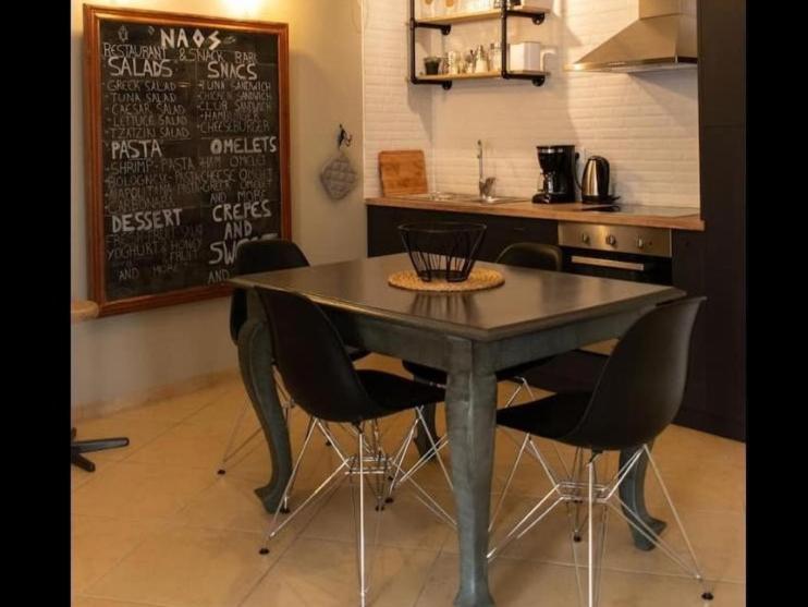 Moonstone House B Apartment Mytilene Luaran gambar